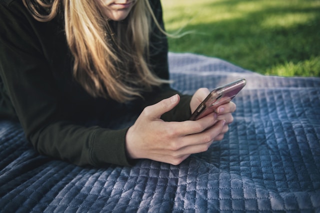 5-ways-to-tell-if-your-partner-is-having-an-affair-t